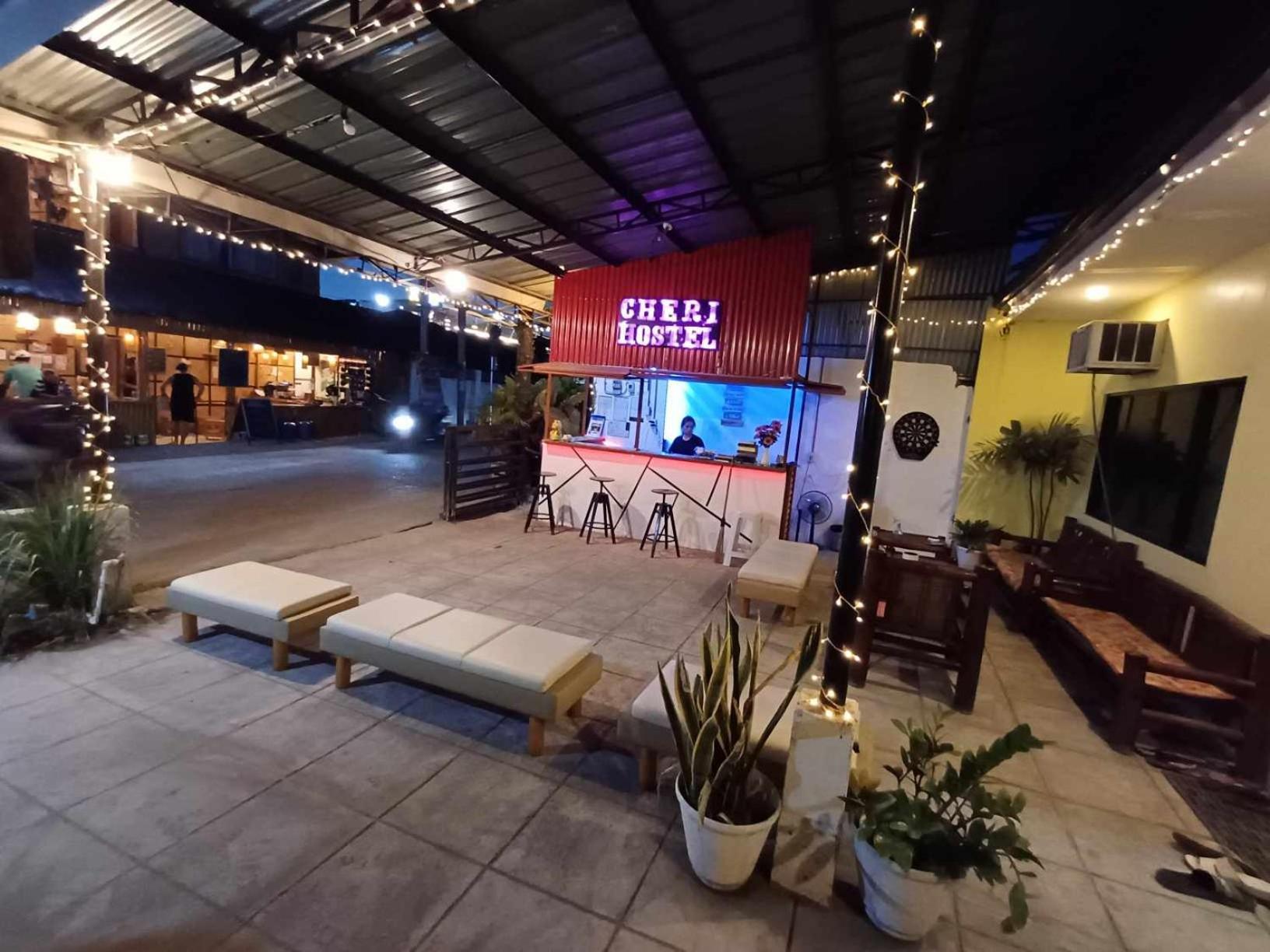 Cheri Backpackers Hostel Moalboal Exterior photo